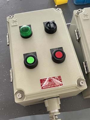 220V ATEX Ex Db IIC T6 Gb Trạm điều khiển Ex-Proof Dễ cài đặt Thích hợp cho sản xuất