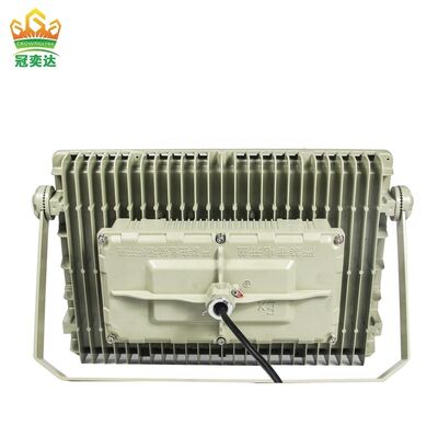 Đèn pha LED chống cháy CREE phù hợp cho chiếu sáng khu vực nguy hiểm, cung cấp các lựa chọn CCT 3000 4000 5000 5700K