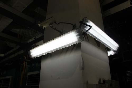Đèn chống nổ góc chùm 120 độ Đèn ống LED với Anodizing tiên tiến và &gt; 80 CRI
