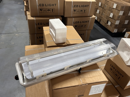 120 độ Beam góc chống nổ LED ống cố định Anodizing tiên tiến và &gt; 80 CRI
