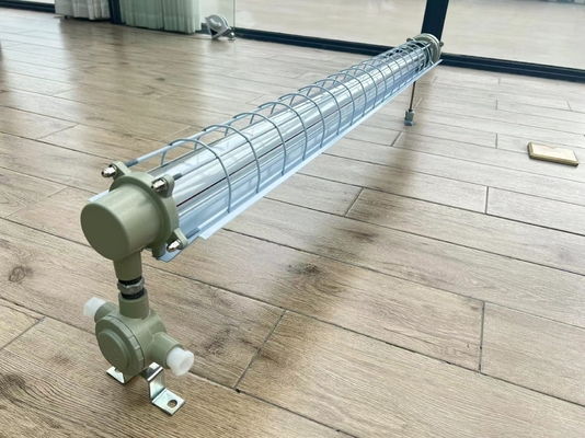 Máy bán nóng đèn tuyến chống nổ 18-36W 1200mm đèn huỳnh quang chống nổ với hiệu suất chống ăn mòn cao