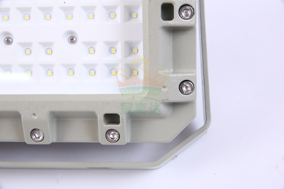 ATEX IECE Dầu và khí đốt Công ty khai thác mỏ Đèn đèn LED chống nổ 150W 140lm/w