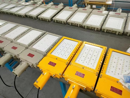 100 ~ 277v 130lm / W 200w đèn LED chống nổ
