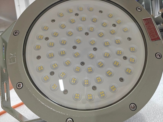 Die Casting Aluminum LED Bay Light với Bracket Mount 50000hrs Thời gian hoạt động