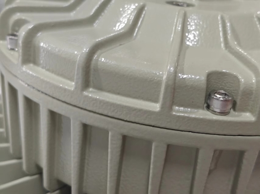 Die Casting Aluminum LED Bay Light với Bracket Mount 50000hrs Thời gian hoạt động