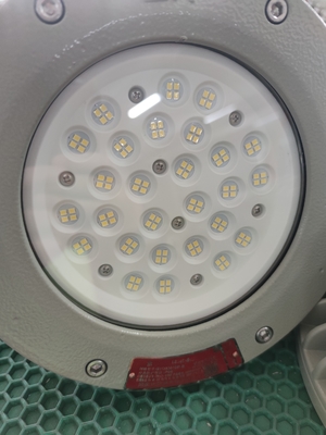 200W IP66 chống nổ trần cao vịnh / tường / phẳng gắn