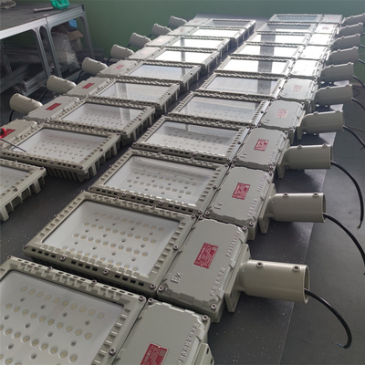 Đèn đèn đường LED chống nổ 250w cho nhà máy lọc dầu 100-277v 130lm/W được phê duyệt ATEX/IECEx/RoHS