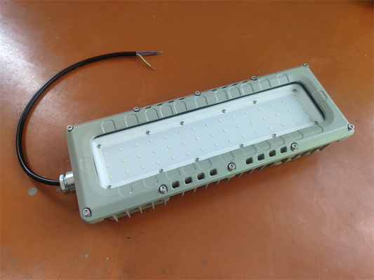 Đèn đèn LED chống nổ RoHS ATEX IECEx cho môi trường khắc nghiệt ánh sáng công nghiệp 200Watt 295V