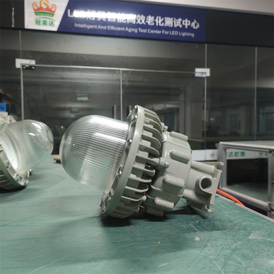 ATEX Zone1 180W Đèn đèn LED vịnh chống cháy cho khu vực công nghiệp ngoài khơi nguy hiểm IP66 WF2