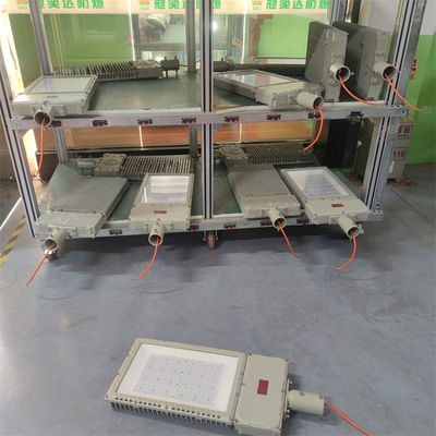 Đèn đường năng lượng mặt trời chống cháy nổ chống thấm nước độ sáng cao 120W Đèn LED 130Lm/w Đèn chống cháy nổ ngoài trời