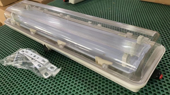 Đèn huỳnh quang chống nổ 120-140° với mức bảo vệ IP66 WF2 và CRI cao Ra≥70