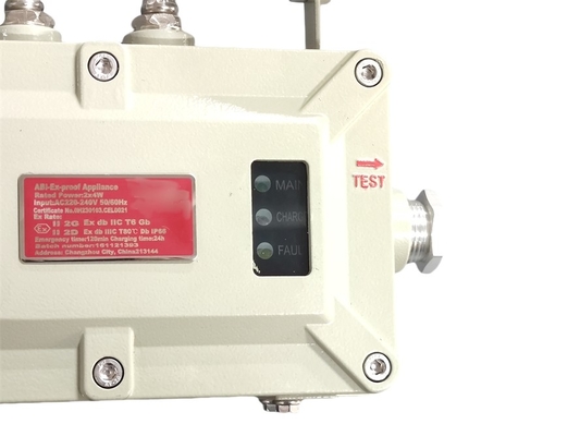 Đèn chiếu sáng khẩn cấp chống cháy nổ Vùng 1/Vùng 2 | Đèn LED gắn tường/trần chống thấm nước & chống cháy cho các khu vực quan trọng