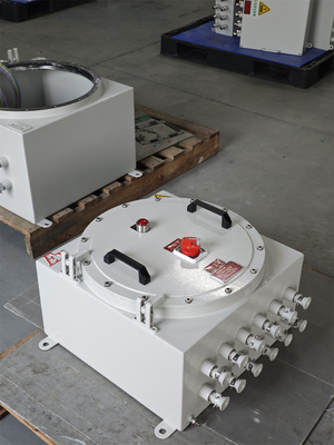 Bảng phân phối chống nổ Công nghiệp CNEX ATEX được phê duyệt Nhôm lớp biển cho khu vực nguy hiểm1 DIV1 Ánh sáng khẩn cấp chống cháy nguồn điện tập trung Điện lượng định số ≤ 230A