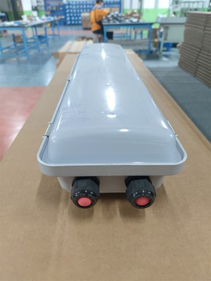 2*18w/2*36w Áo huỳnh quang chống nổ IP66 WF2 Mức độ bảo vệ CRI cao Ra≥70