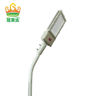 Đèn đường LED năng lượng mặt trời chống cháy nổ ATEX IP66 không cần bảo trì cho Trạm xăng, Nhà máy hóa chất, Kho dầu, Cảng