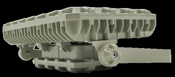 Đèn pha LED chống cháy nổ – Tiết kiệm năng lượng, xếp hạng IP66 cho nhà máy hóa chất và giàn khoan ngoài khơi