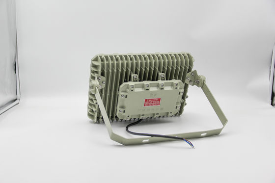 Đèn pha LED chống cháy nổ | Chống cháy, Chống nước, Tiết kiệm năng lượng – Dành cho môi trường nguy hiểm