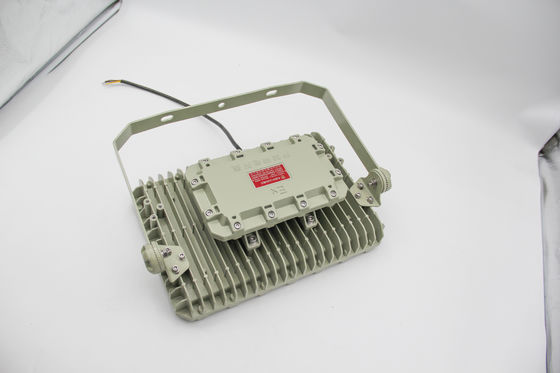 Đèn pha LED chống cháy nổ | Chống cháy, Chống nước, Tiết kiệm năng lượng – Dành cho môi trường nguy hiểm