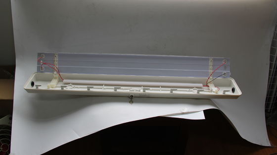 Đèn LED tuyến tính chống cháy nổ dòng BYS với chứng nhận ba - Thiết bị LED cho khu vực nguy hiểm được phê duyệt ATEX/IECEx/CNEX, xếp hạng IP66, Bảo hành 5 năm, Công suất và Kích thước tùy chỉnh