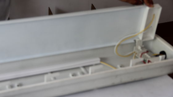 Đối với các khu vực nguy hiểm Các nhà máy hóa chất dầu khí khai thác mỏ Các cơ sở biển chống nổ Ánh sáng LED tuyến tính Hạng công nghiệp IP66 Ánh sáng Thiết kế tiết kiệm năng lượng giảm độ bền 0,6/1,2m ATEX/IECEx/CNEX