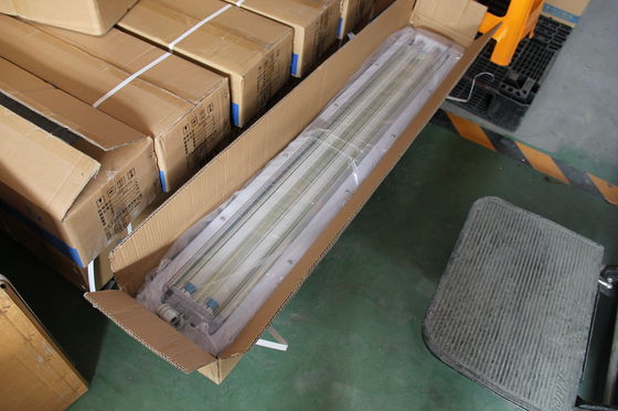 Đối với các khu vực nguy hiểm Các nhà máy hóa chất dầu khí khai thác mỏ Các cơ sở biển chống nổ Ánh sáng LED tuyến tính Hạng công nghiệp IP66 Ánh sáng Thiết kế tiết kiệm năng lượng giảm độ bền 0,6/1,2m ATEX/IECEx/CNEX