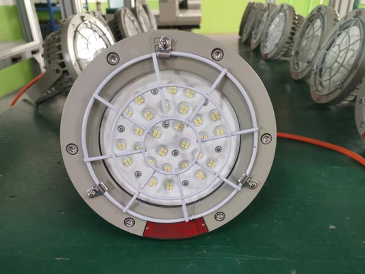 Đèn LED High Bay Chống Cháy Nổ Tiết Kiệm Năng Lượng 100-200W Đã Được Phê Duyệt ATEX CNEX IP66 Dùng Cho Nhà Máy Lọc Dầu, Trạm Xăng, Nhà Máy Hóa Chất và Giàn Khoan Ngoài Khơi