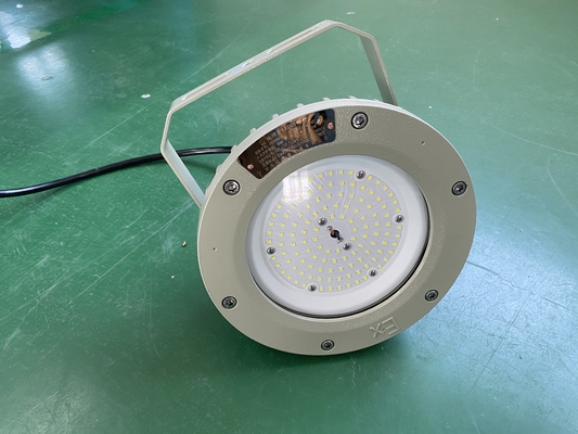 Đèn LED High Bay Chống Cháy Nổ Tiết Kiệm Năng Lượng 100-200W Đã Được Phê Duyệt ATEX CNEX IP66 Dùng Cho Nhà Máy Lọc Dầu, Trạm Xăng, Nhà Máy Hóa Chất và Giàn Khoan Ngoài Khơi