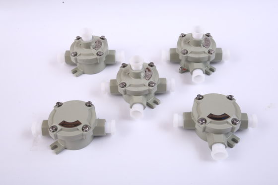 ATEX được chứng nhận IP66 hộp kết nối chống nổ hộp đầu cuối 1/2/3/4 đường G1/2' G3/4' hộp kết nối chống nước ngoài