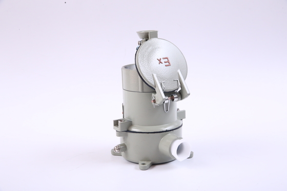 Nhà máy trực tiếp Ex Eb chống ăn mòn tác động chống nổ Plug And Socket 5 năm bảo hành Atex