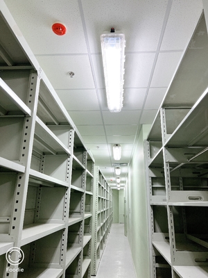 Đèn đèn LED tuyến tính chống nổ 4ft cho các vị trí nguy hiểm 2x9W / 2x18W