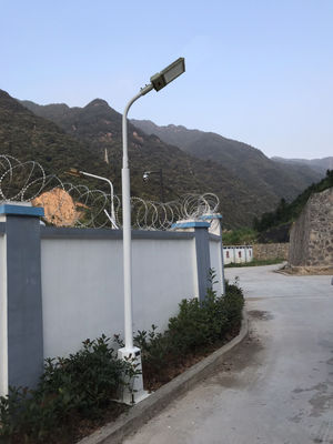 Outdoor Explosion Proof Solar Street Light Ip66 100w 200w Led Flood Light Efficiency 130lm/w With Five Years Warranty