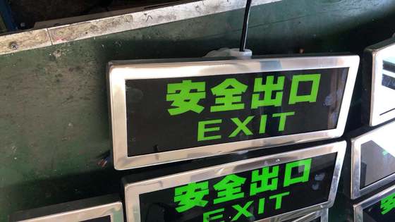 Đèn thoát hiểm khẩn cấp chống cháy nổ bằng nhôm cường độ cao, tuổi thọ 50000 giờ, có pin sạc