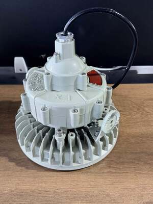 Atex/IECEx Khu vực 1/2/21/22 Chất nổ chống cháy Đèn LED cao 6000k 150w Đèn khai thác mỏ