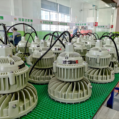 Đèn LED High Bay IP66 ngoài trời Chống cháy nổ được chứng nhận cho các khu vực làm việc nguy hiểm Mỏ than Khí tự nhiên Dầu Tiết kiệm năng lượng Bền bỉ