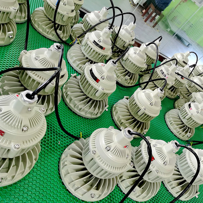 Đèn LED High Bay IP66 ngoài trời Chống cháy nổ được chứng nhận cho các khu vực làm việc nguy hiểm Mỏ than Khí tự nhiên Dầu Tiết kiệm năng lượng Bền bỉ