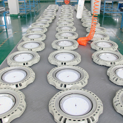 Tiết kiệm năng lượng Đèn cao chống nổ bền cho trạm xăng Nhà máy hóa dầu IECEx / ATEX được chứng nhận