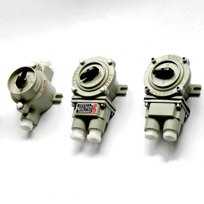 9mm-13mm Cable Spec Bầu nổ chuyển đổi 10A Hiện tại 220V / 380V Voltage